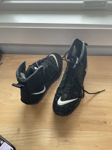 Men's Size M 9.5 (W 10.5) Nike force savage pro (Used)