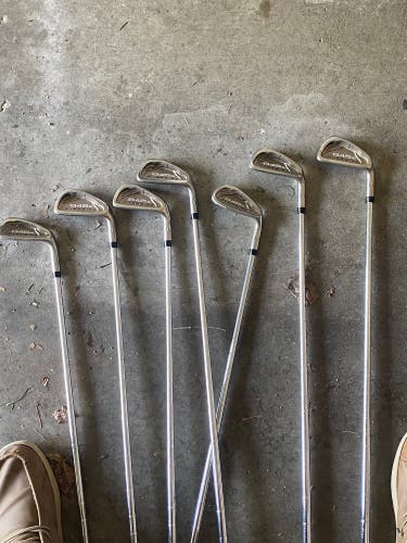 845 Right Handed Iron Set Stiff Flex (7 Clubs) #3 - #9 (Used)