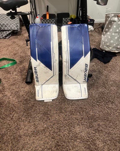 Bauer mach blue and white goalie pads size 35+1 large