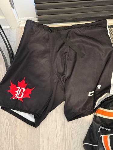 Black XXL CCM Pant Shell Pro Stock (Used)