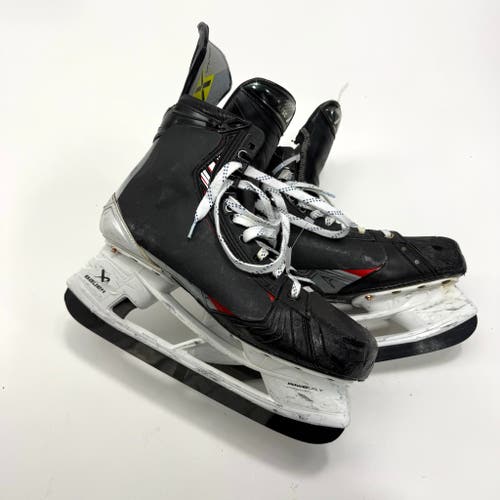 Used Red Bauer Vapor Hyperlite 2 Skates | Size 12 D | Chicago Blackhawks #72 Alex Valsic | BH314