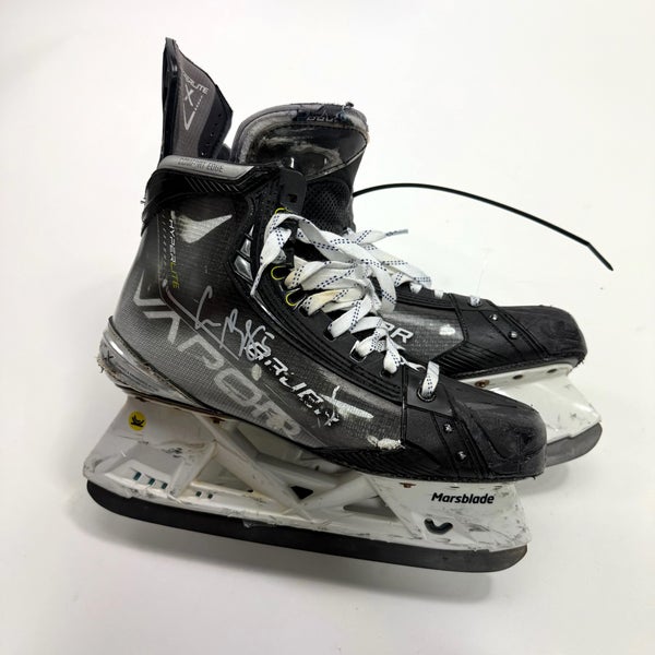 Used Bauer Vapor Hyperlite Skates | Size 11 D | Chicago Blackhawks #5 Connor Murphy | BH301