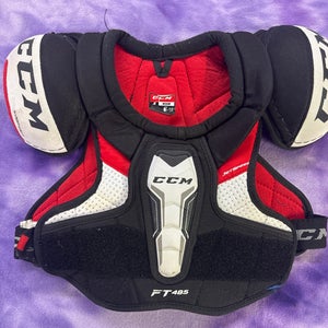 Medium Junior CCM JetSpeed FT485 Shoulder Pads (Used)