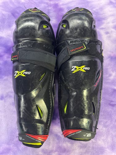 Intermediate Bauer Vapor 2X Pro Shin Pads 13" (Used)