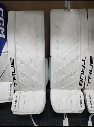34" True HZRDUS 9x4 Goalie Leg Pads (New)