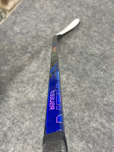 Intermediate Bauer Nexus Tracer Right Handed Hockey Stick P28 65 Flex (Used)