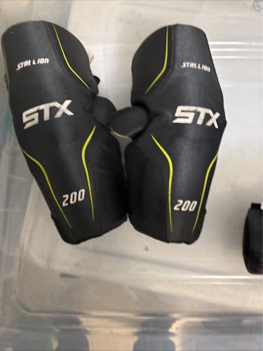Medium Youth STX Arm Pads (Used)