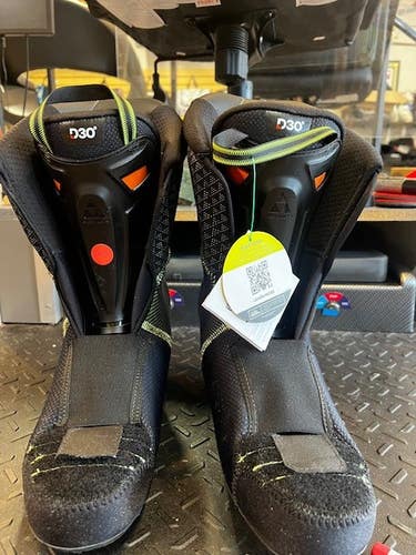 Fischer RC4 LINER SIZE 27.5