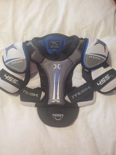Large Junior Itech Shoulder Pads (Used)