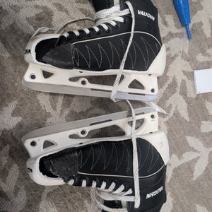 Vaughn Hockey Goalie Skates 11.5 (Used)