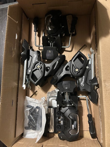 Tyrolia Attack 14 GW Ski Bindings 110 Brake (New)