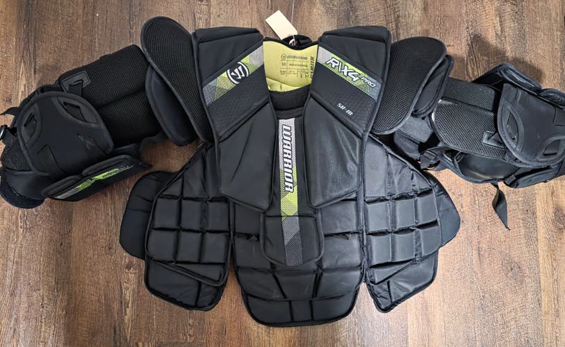 Medium Warrior Ritual X4 Pro Goalie Chest Protector (Used)
