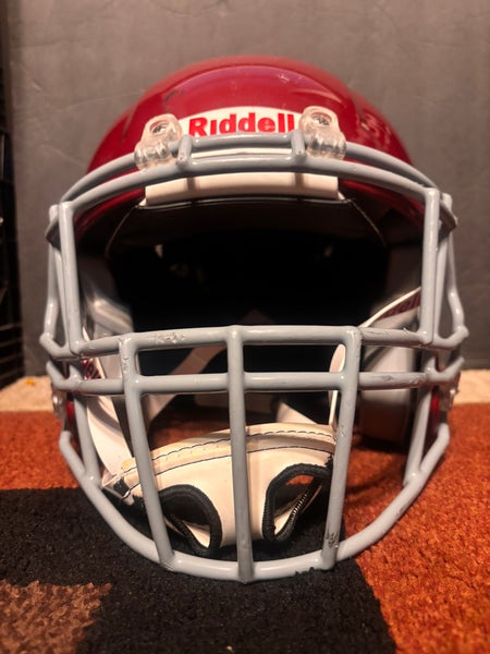 Youth Medium Riddell Victor Helmet (Used)