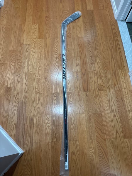 Senior Easton Synergy HTX Right Handed Hockey Stick «T.Marsh» 100 Flex Pro Stock