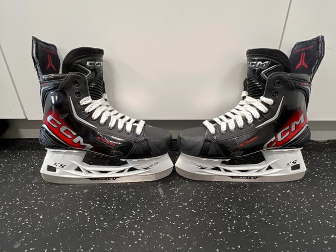CCM JetSpeed FT870 Hockey Skates 7 (Used)