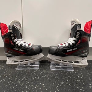 Bauer Vapor X5 Pro Hockey Skates Regular Width 12 (Used)