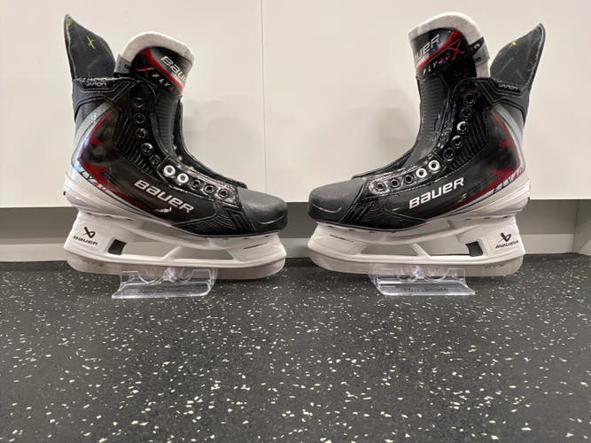 Bauer Vapor Fly40 Hockey Skates 8 (Used)