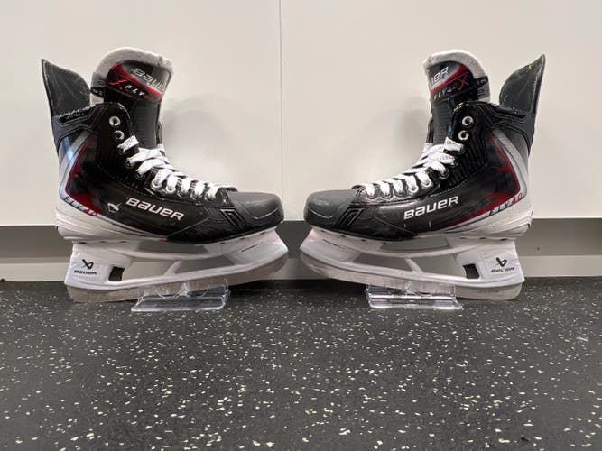 Bauer Vapor Fly40 Hockey Skates 10 (Used)