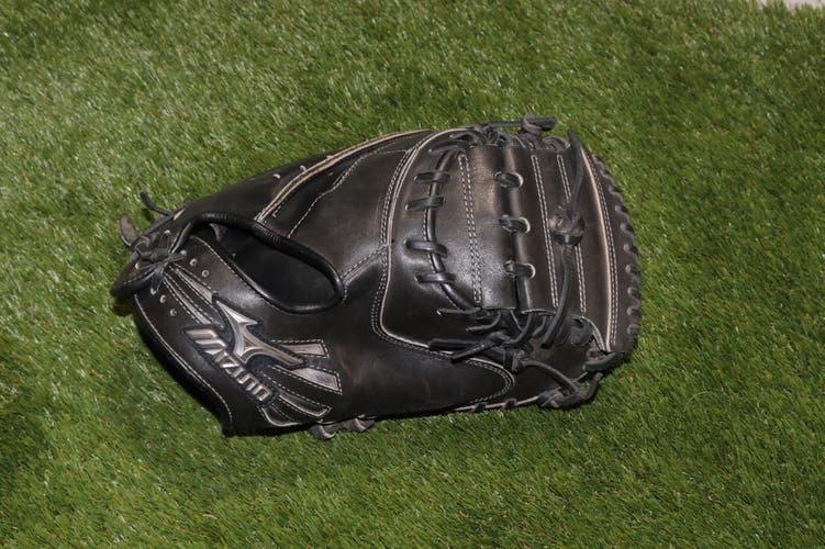 Mizuno samurai pro series catchers mitt 34” (Used)