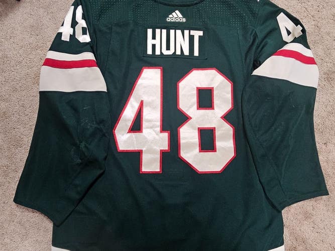 DAEMON HUNT 23'24 Rookie Minnesota Wild Set 1 Photomatched Game Worn Jersey
