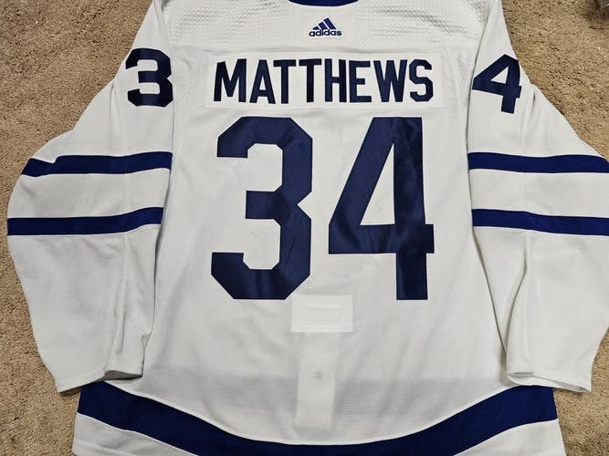 AUSTON MATTHEWS 64th Goal 100th Point Maple Leafs Photomatched Game Worn Jersey