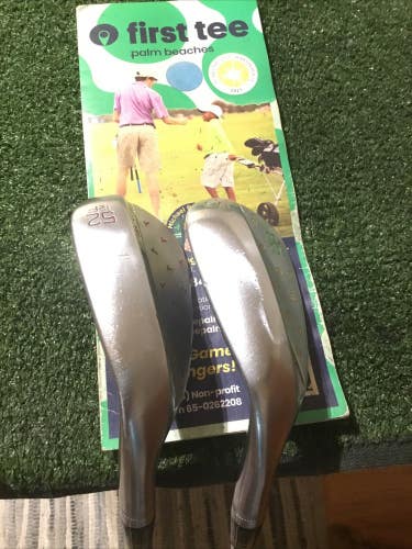 Titleist Left Handed Vokey SM8 F & D Grind Wedge Set GW & SW X-Stiff Tour Steel