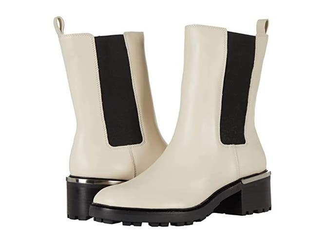 Vince Camuto Kourtly Boots Women's 5.5 Ivory Block Heel Pull On Chelsea JOBB1211
