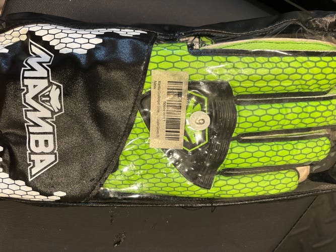 Medium/Large Goalie Gloves (New)