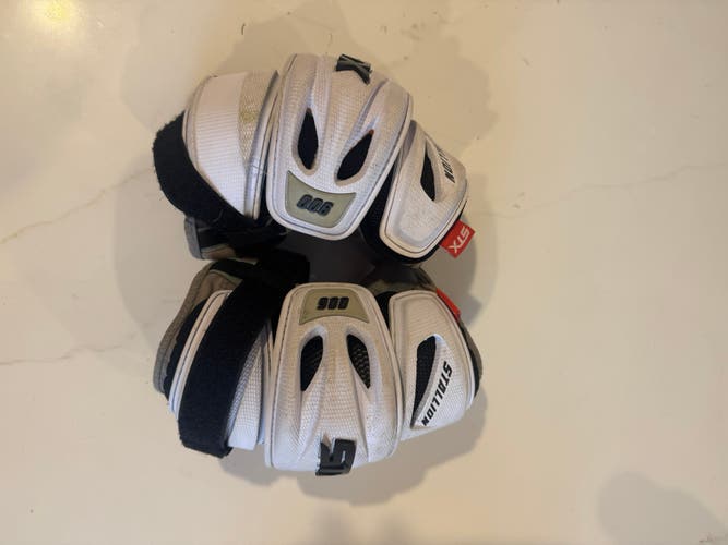 Medium Adult STX Stallion 900 Arm Pads (Used)