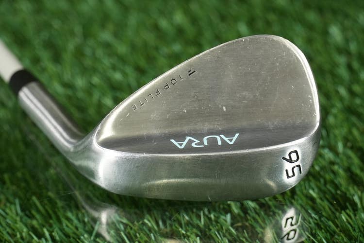 Top Flite Aura 56 Sand Wedge Top Flite Aura Women's Flex Graphite Shaft RH