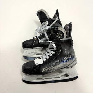 Used Bauer Vapor Hyperlite Skates | 8 1/2 C | Kurashev | BH391