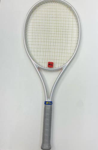Wilson Shift 99L V1 Grip Size 4 3/8