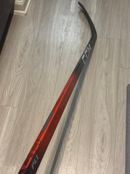 Senior CCM JetSpeed FT8 Pro Right Handed Hockey Stick P90TM 75 Flex (New)