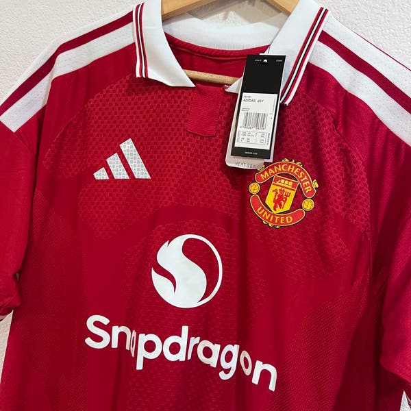 Manchester United 26/27 #8 Fernandes xxl slim | SidelineSwap | Buy