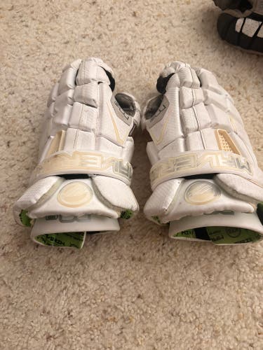 Maverik Lacrosse Gloves white (Used)
