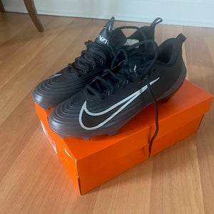 New in Box!  Nike Vapor Speed 3 Football Cleats