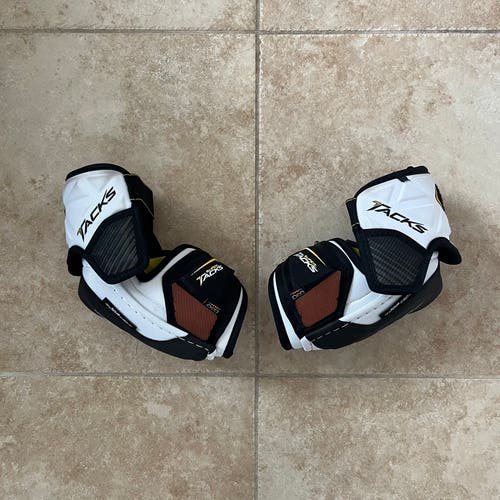 Senior Large CCM Super Tacks Elbow Pads (Used)