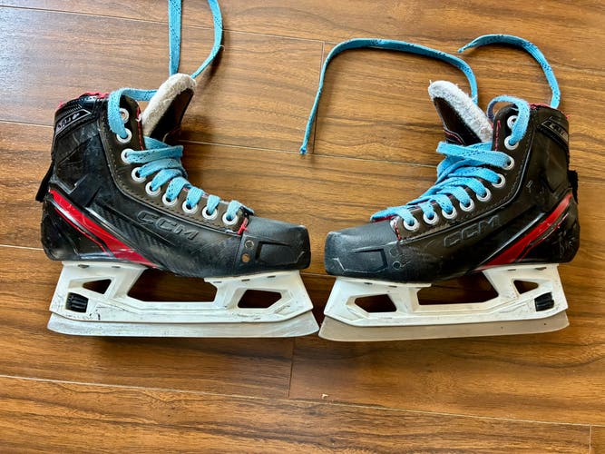 Used Junior CCM Extreme Flex E6.5 Hockey Goalie Skates Regular Width Size 3