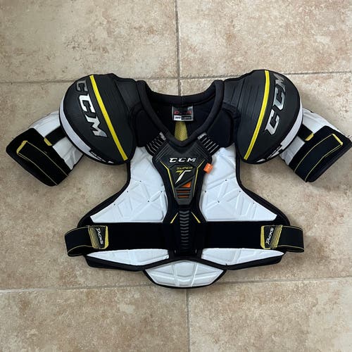 Large Senior CCM SuperTacks Shoulder Pads (Used)