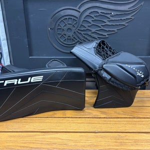 True Catalyst 7x3 Regular Glove and Blocker set (New)