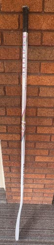 Senior Bauer White Proto2 Right Handed Hockey Stick P92 70 Flex (Used)