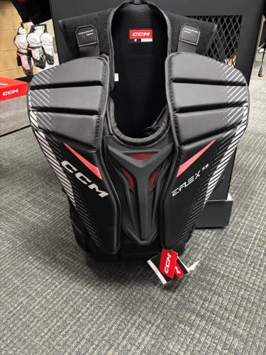 Large CCM Extreme Flex Shield 7.9 Goalie Chest Protector (New)