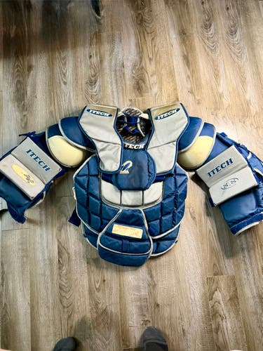 Vintage ITECH Goalie Chest Protector - Navy/White