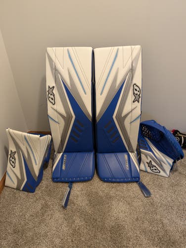 34" Brian's Optik 2 Regular Goalie Full Set (New)
