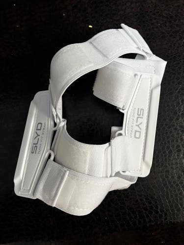 Bauer SLYD pad strapping system