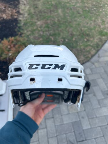 Medium CCM Tacks 720 Helmet (Used)