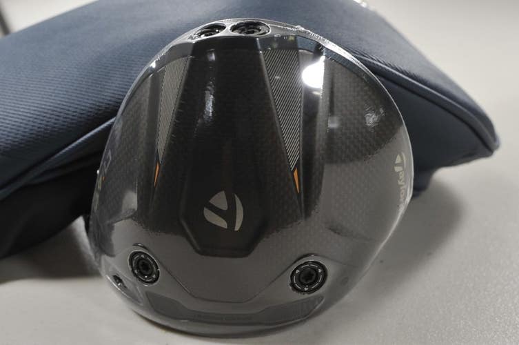 TaylorMade Qi4D 9.0* Driver Stiff Flex Right Reax 50g NEW  # 214343