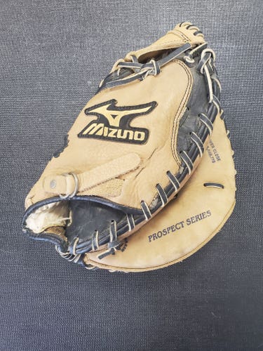 Mizuno Prospect Series 32.5" RH Catcher's Mitt 32.5" (Used)