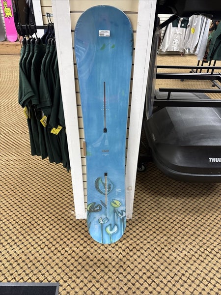 Burton Blossom 155 Cm Snowboard Twin Camber NEW 25/26 FROG GRAPHIC!!!