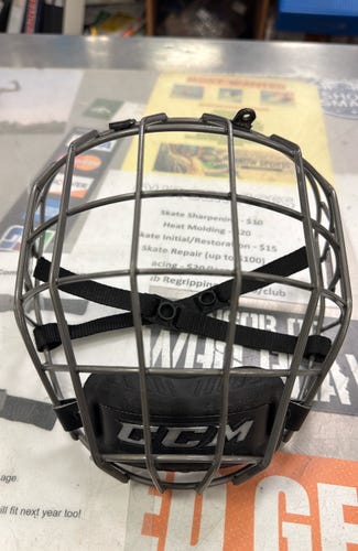 CCM FM680 Full cage Used Medium Gray gunmetal Fm 680 face mask visor